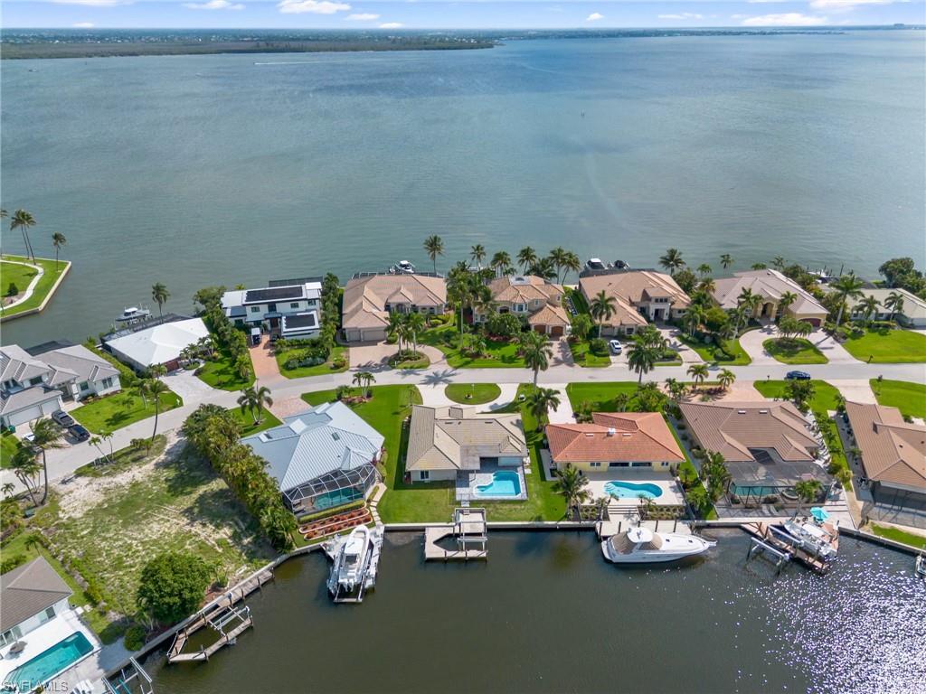 PALM ACRES - Residential