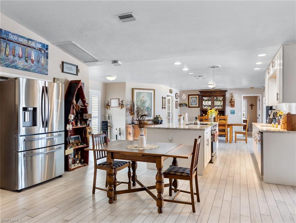 PALM ACRES - Residential