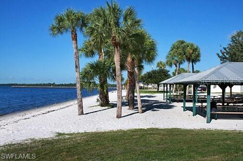 LEHIGH ACRES - Land