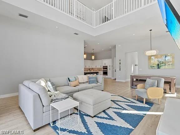 NAPLES PARK - Residential