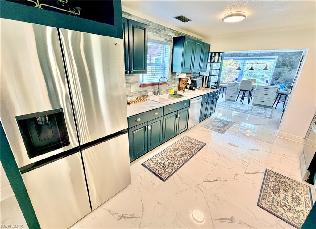 FORT MYERS - Residential Lease