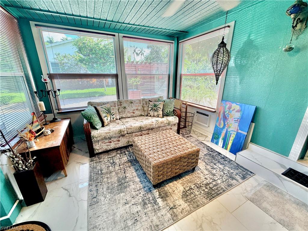 FORT MYERS - Residential Lease