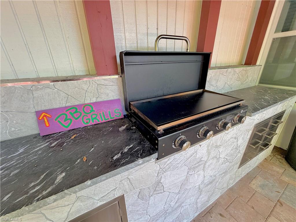 FORT MYERS - Residential Lease