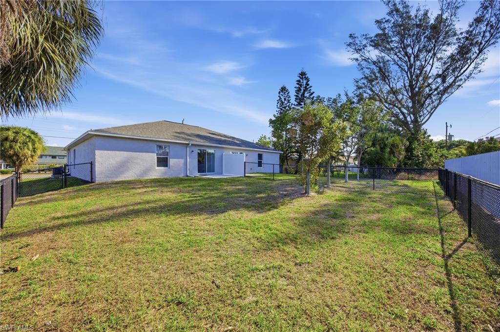 CAPE CORAL - Residential Lease