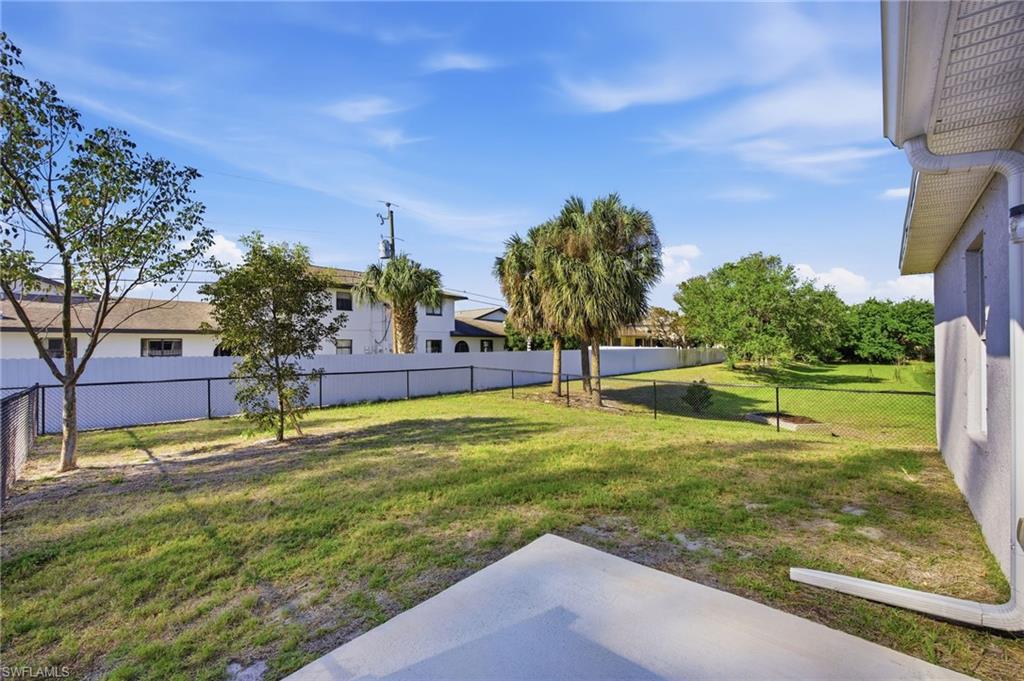 CAPE CORAL - Residential Lease