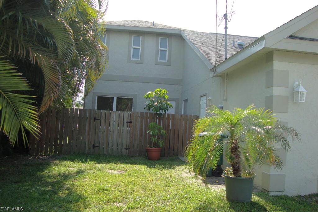 CAPE CORAL - Residential
