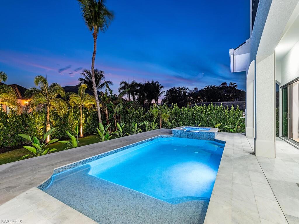MOORINGS - Residential