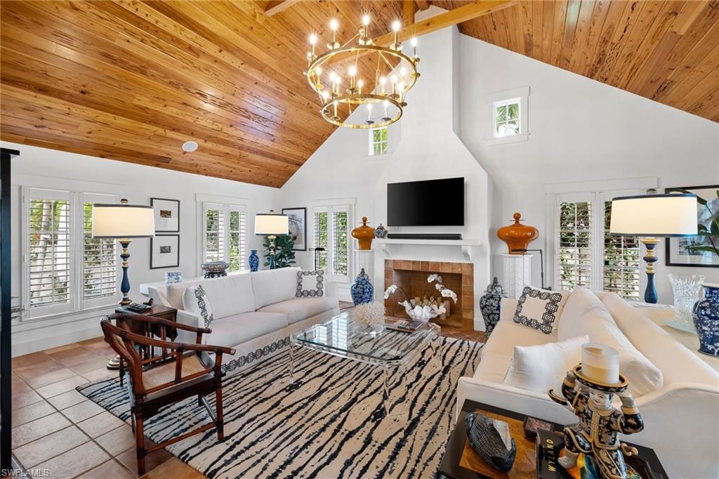 OLDE NAPLES - Residential