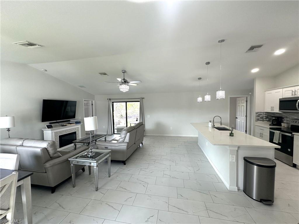 LEHIGH ACRES - Residential Lease