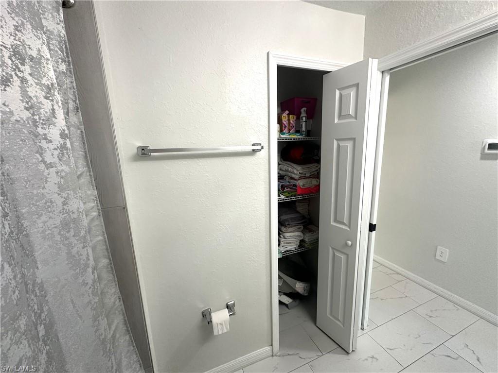 LEHIGH ACRES - Residential Lease