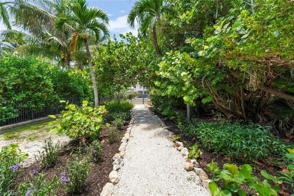 CAPTIVA LANDINGS - Residential