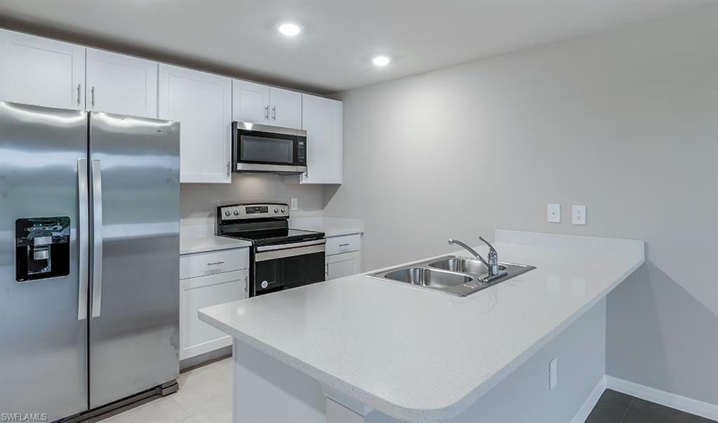 PORT LABELLE - Residential Lease