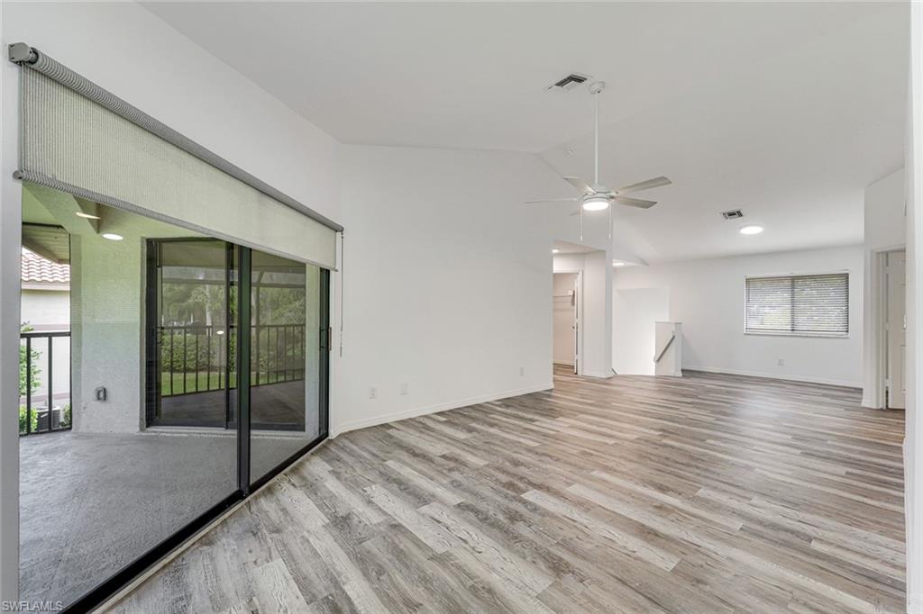 COACH HOMES - Residential