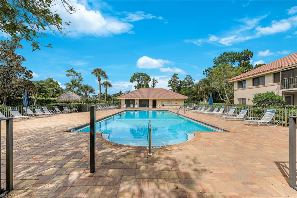 COACH HOMES - Residential