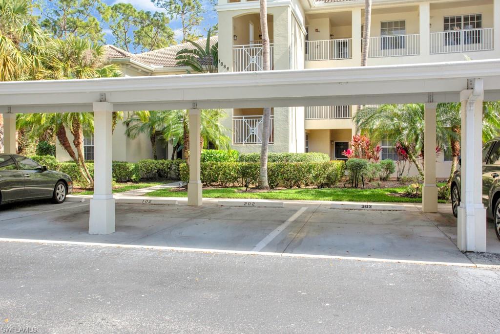 WINDWARD BAY - Residential