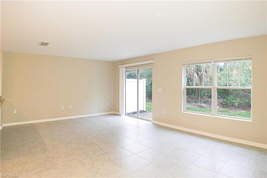 BAYSHORE COMMONS - Residential