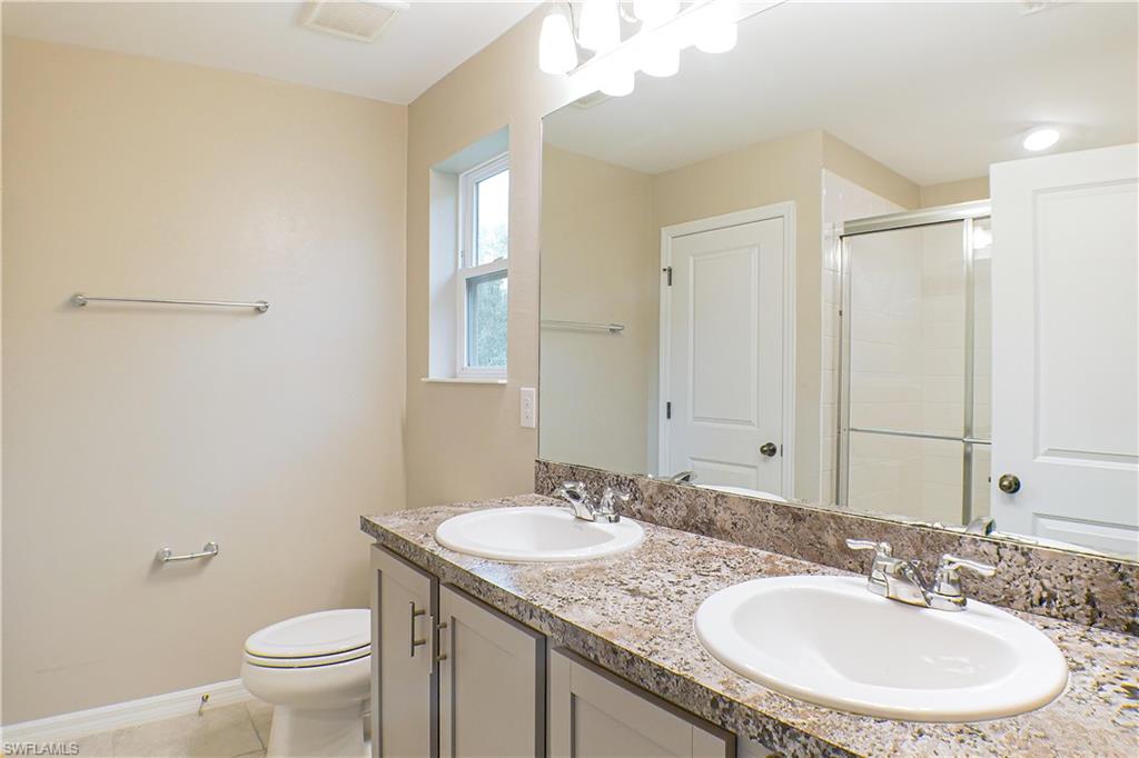 BAYSHORE COMMONS - Residential