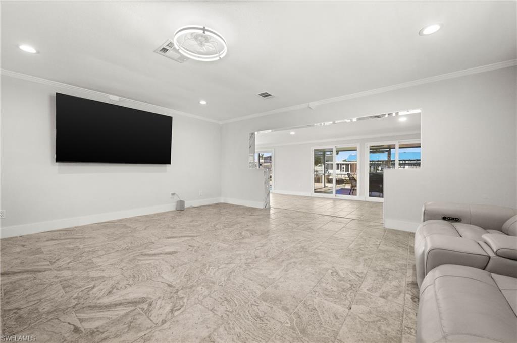TIP TOP TERRACE - Residential