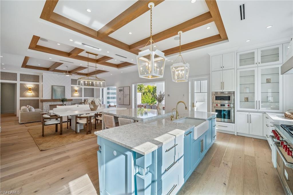 OLDE NAPLES - Residential
