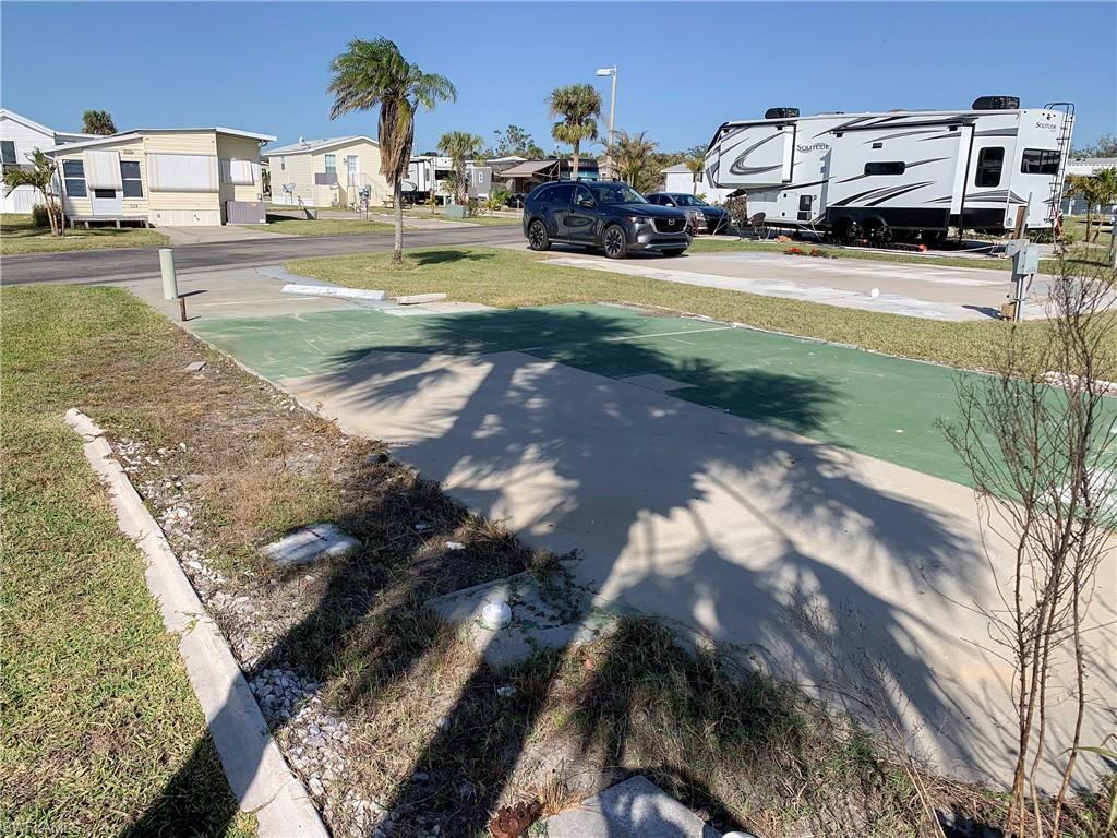 PALMETTO PALMS R V - Land