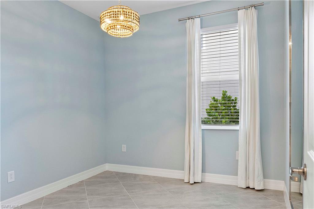 LAKE TIMBER - Residential Lease