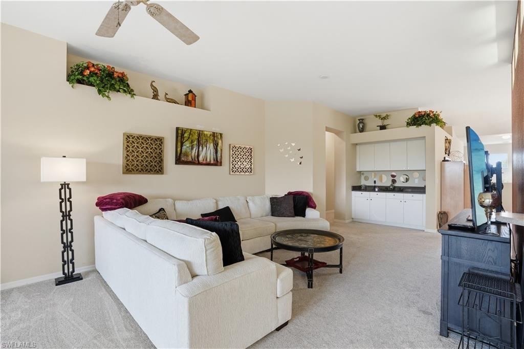 LIGHTHOUSE BAY - Residential