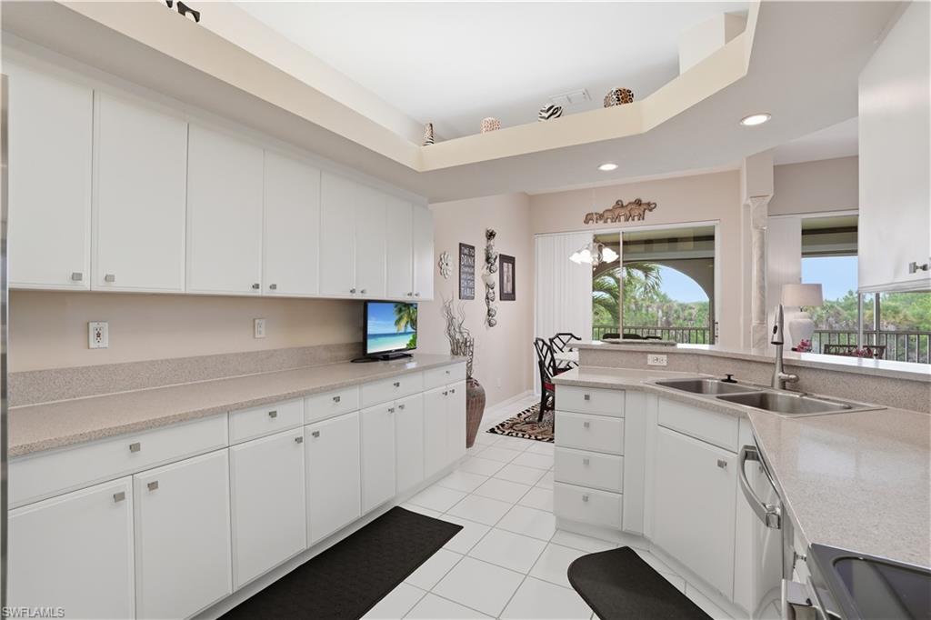LIGHTHOUSE BAY - Residential
