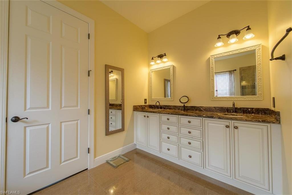 HAMPTON PARK - Residential