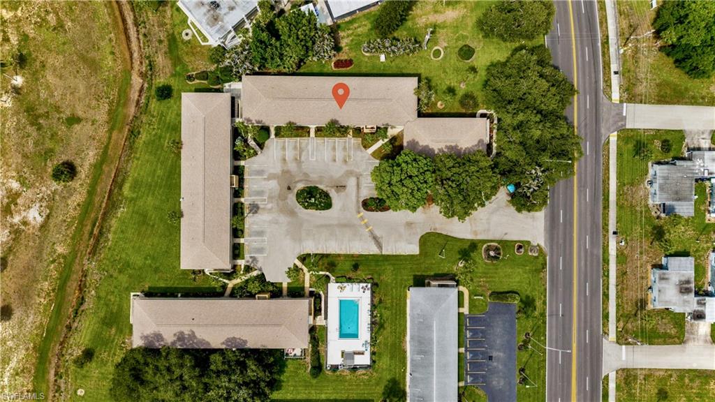 FAIRWAYS I - Residential