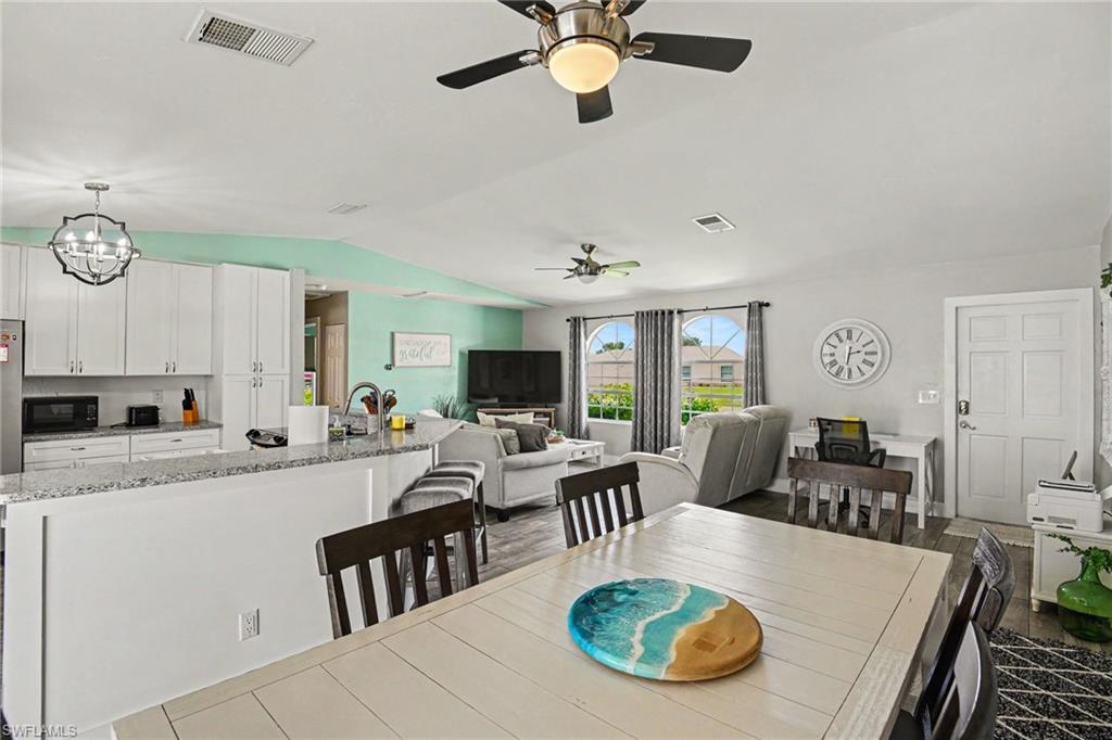 CAPE CORAL - Residential Lease
