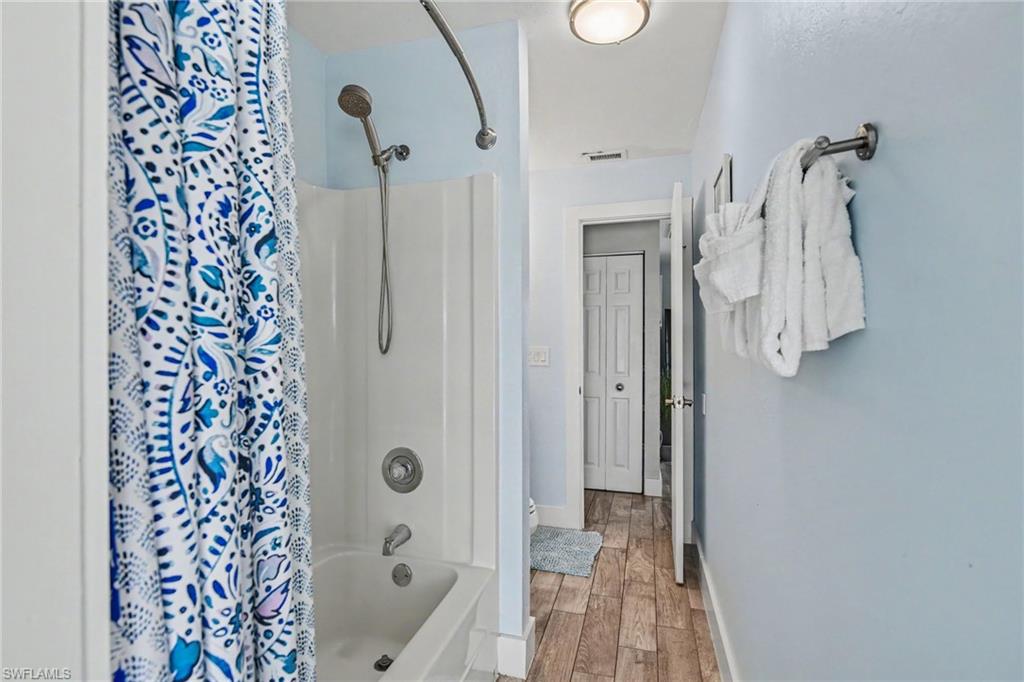 CAPE CORAL - Residential Lease