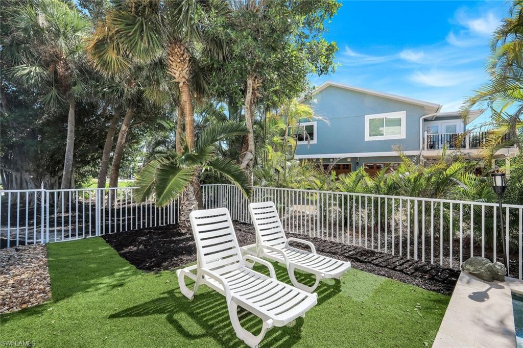 SANIBEL ESTATES - Residential