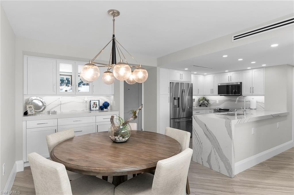 SOUTH SEAS - Residential