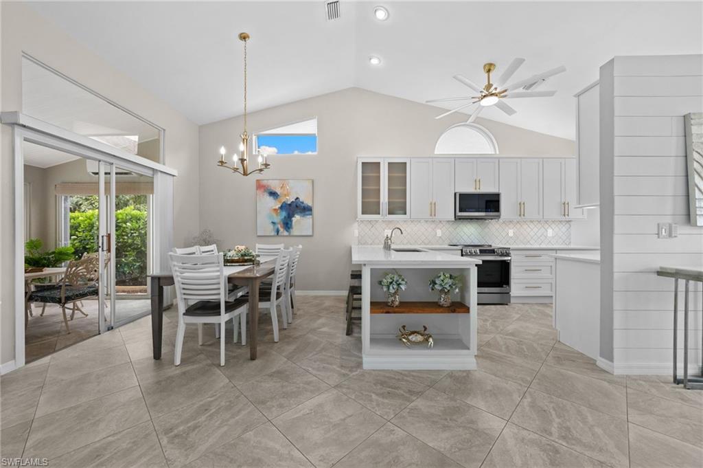 BERKSHIRE LAKES - Residential