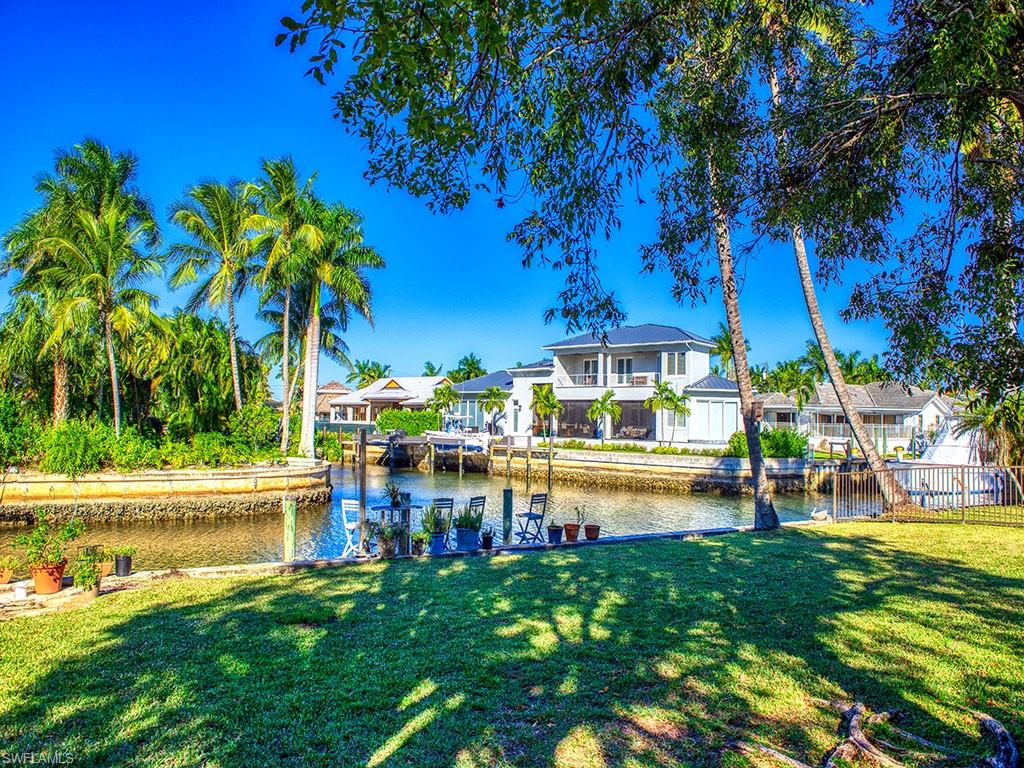 ROYAL HARBOR - Residential