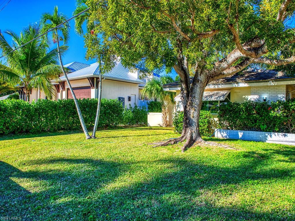 ROYAL HARBOR - Residential