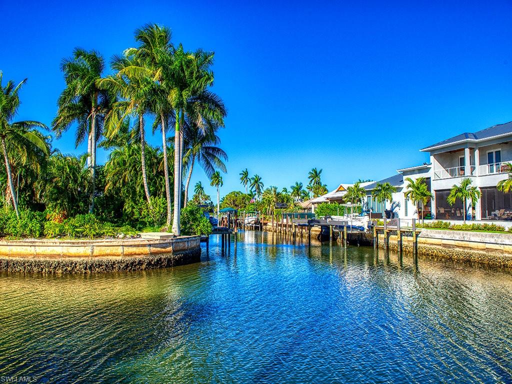 ROYAL HARBOR - Residential