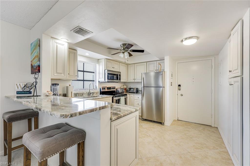 HIGH POINT COUNTRY CLUB - Residential