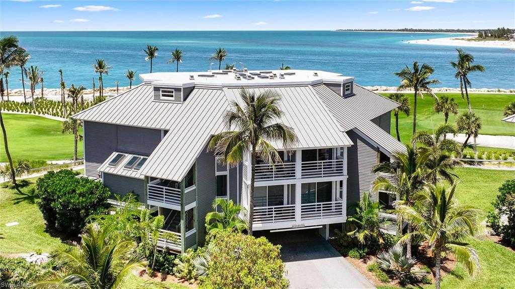 LAND'S END - Residential