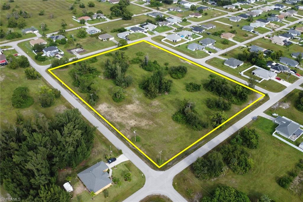 CAPE CORAL - Land