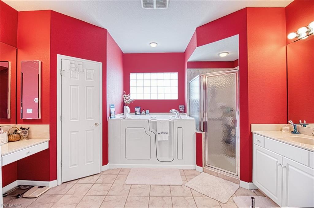 REFLECTION LAKES - Residential