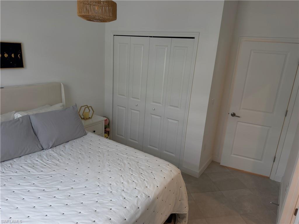 IBIS LANDING - Residential Lease
