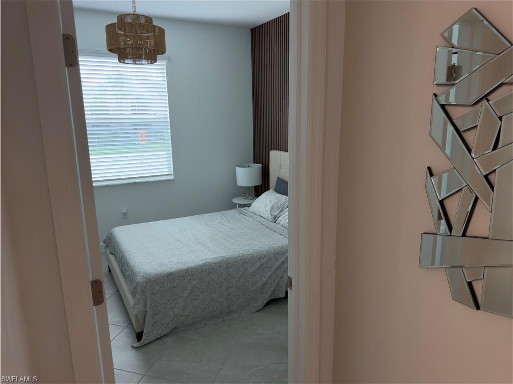 IBIS LANDING - Residential Lease