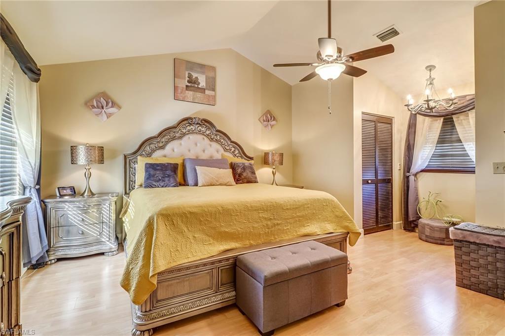 GOLDEN GATE CITY - Residential