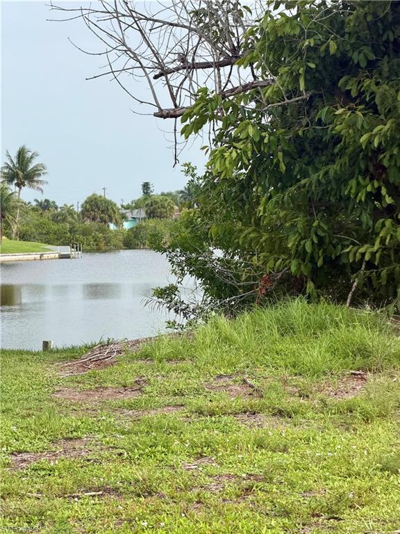 CAPE CORAL - Land