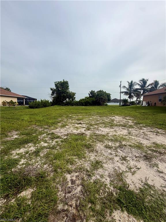 CAPE CORAL - Land