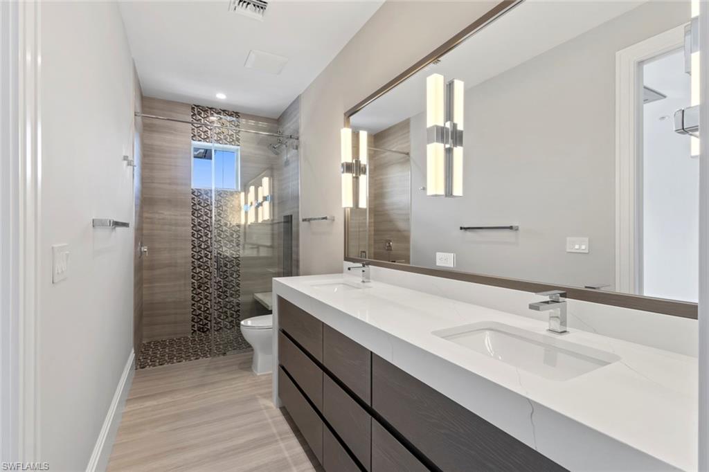 AQUALANE SHORES - Residential