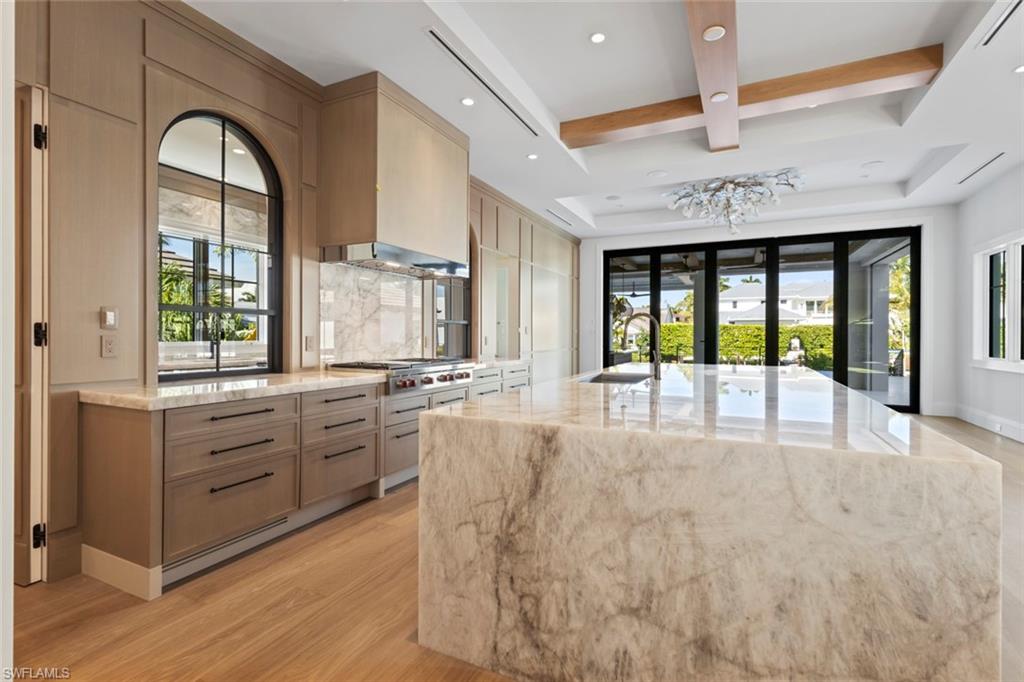 AQUALANE SHORES - Residential