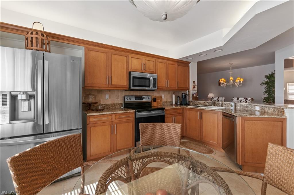 PIPERS GROVE - Residential Lease