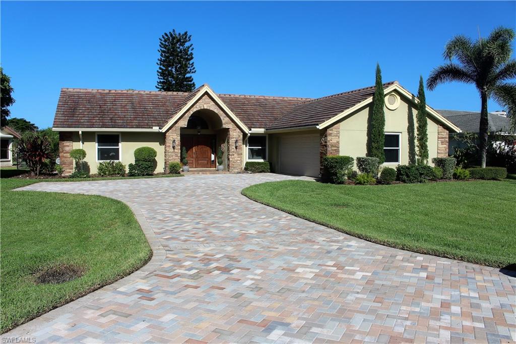 VANDERBILT LAKES - Residential